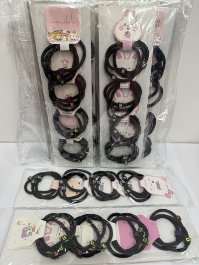 81448-1#ยางรัดผมลูกปัดสีดำ 12ชิ้น/แพ็ค ราคา  20 บาท