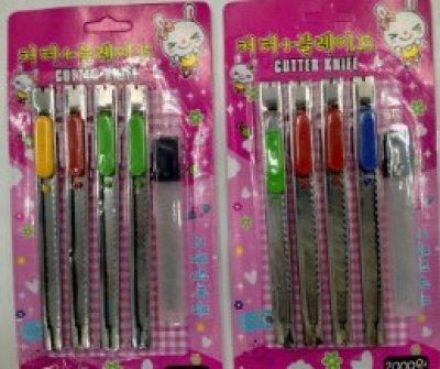 A039-13  คัตเตอร์ + ใบมีด/SPบรรจุ12ชิ้น/แพ็ค ราคา20/ชิ้น