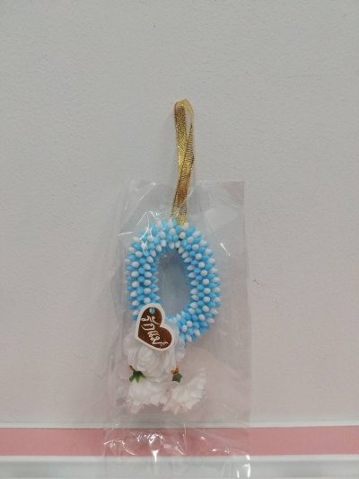 พวงมาลัยคล้องข้อมือวันแม่ คละแบบ 12ชิ้น/แพ็คราคา20บาท