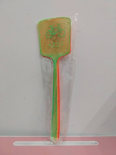 6453#ไม้ตีแมลงวันเหลี่ยม 12ชิ้น/แพ็ค ราคา20บาท