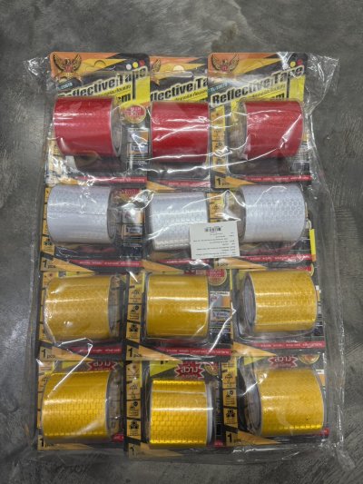 20679#เทปสะท้อนแสง 12ชิ้น/แพ็ค ราคา20บาท