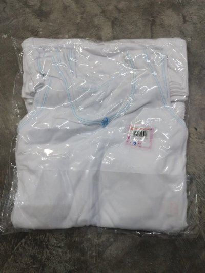 เสื้อกล้ามตัวยาว ขาวล้วน#S