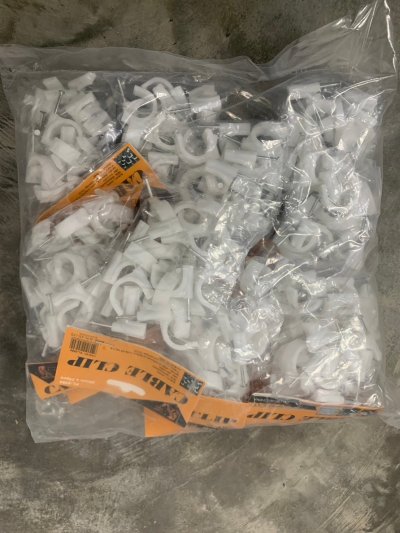 PL-5580#ตัวล็อคสายไฟบรรจุ12ชิ้น/แพ็ค ราคา20/ชิ้น