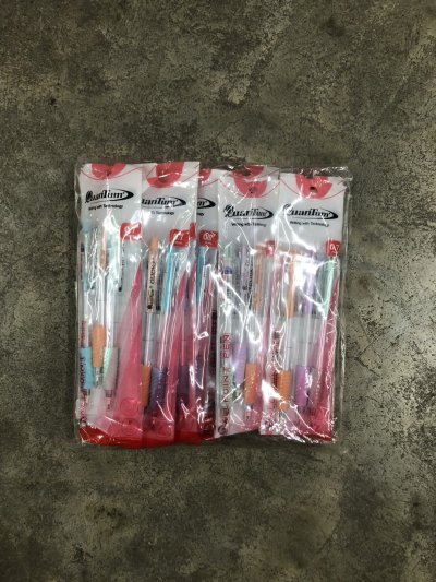 ปากกาควอนตั้มสเก็ต527คลิกนง.คละสี 12ชิ้น/แพ็ค ราคา15บาท