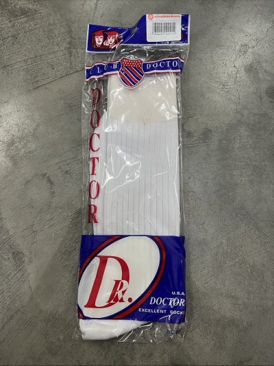 888#ถุงเท้าไนล่อน2หน้าแบบหนาDRขาว 9-12 แพ็ค 12 ชิ้น ราคา 20 บาท