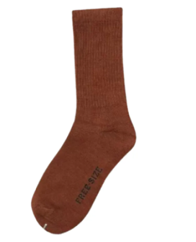 ถุงเท้าไนล่อน2หน้าหนา9-12 แพ็ค 12 ชิ้น ราคา 25 บาท