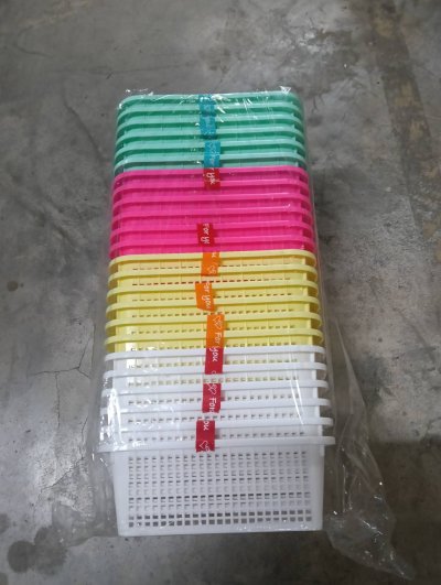 NO.924/2#ตะกร้าเหลี่ยมกลาง 1*2 12ชิ้น/แพ็ค ราคา25บาท