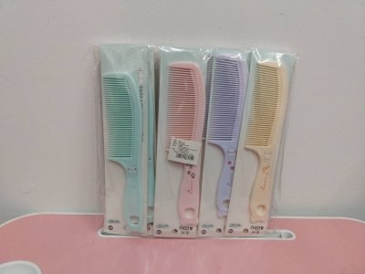 86174#หวีสีหวาน คละแบบ 12ชิ้น/แพ็ค ราคา15บาท