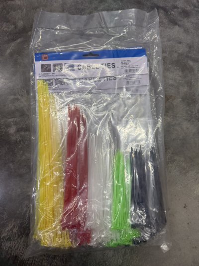 11765-1 เคเบิ้ลไทร์สี 100PC. 12ชิ้น/แพ็ค ราคา 20 บาท