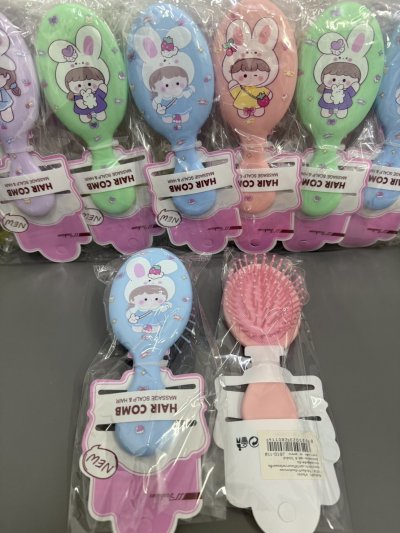J810-11#หวีแปรงลายการ์ตูน 12ชิ้น/แพ็ค ราคา  20 บาท