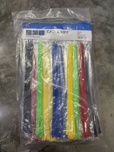 11749-7#เคเบิ้ลไทร์ ขาว-ดำ 48Pcs.12ชิ้น/แพ็ค ราคา 20 บาท