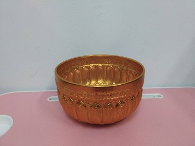 ขัน18ซม. สีทอง/มะลิ 12ชิ้น/แพ็ค ราคา89บาท