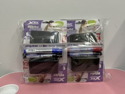 A097-46#ปากกาไวน์บอร์ด+แปรง บรรจุ12ชิ้น/แพ็ค ราคา20/ชิ้น