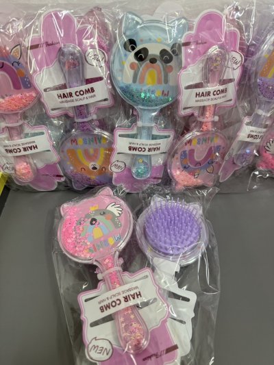 J810-02#หวีแปรงลายการ์ตูน 12ชิ้น/แพ็ค ราคา  20 บาท