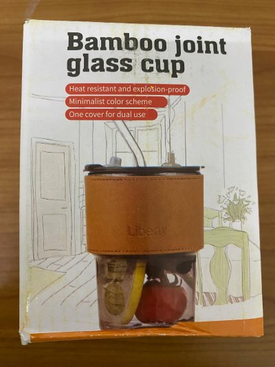 แก้วน้ำ+หลอดใส่กล่อง