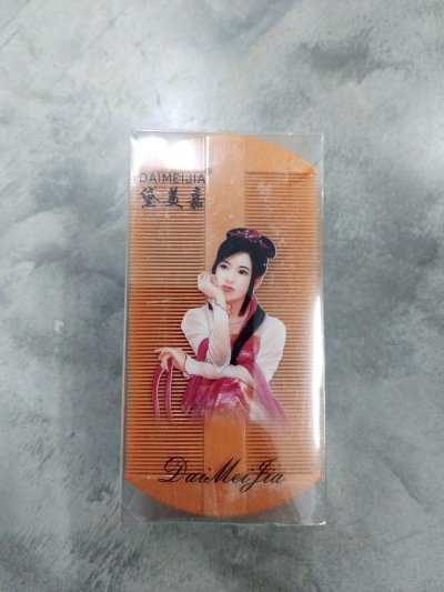 86009#หวีเสนียด 12ชิ้น/แพ็ค ราคา10บาท