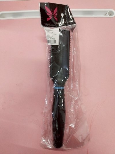 86382#หวีแปรงใหญ่หนา 12ชิ้น/แพ็ค ราคา25บาท