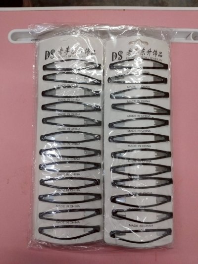 83846#กิ๊บดำแปะ 12ชิ้น/แพ็ค ราคา20บาท