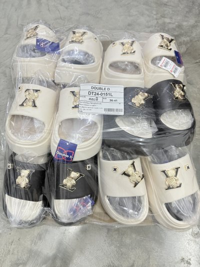 DT24-0151L#EVAสวมหญิงพื้นหนา 2ชั้นติดหมีเพชร คละสี12 ชิ้น / โหล ราคา 129 บาท