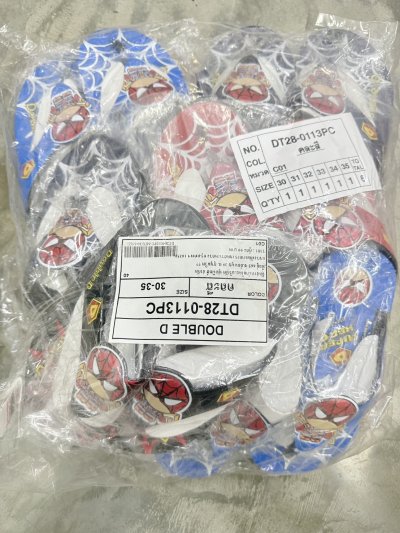 DT28-0113PC#คีบPVCฉีดติดเด็กโตลายสไปเดอร์ คละสี 12 ชิ้น / โหล ราคา 59 บาท