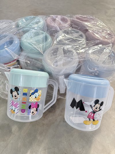 8008-1-7#เหยือกน้ำ-มันนี่ 1300ml. คละลาย