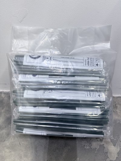 TAF8G50F#หลอดงอสีเขียวห่อฟิล์ม 8มิล 100เส้น ตราช้าง 5ชิ้น / แพ็ค  ราคา 16 บาท