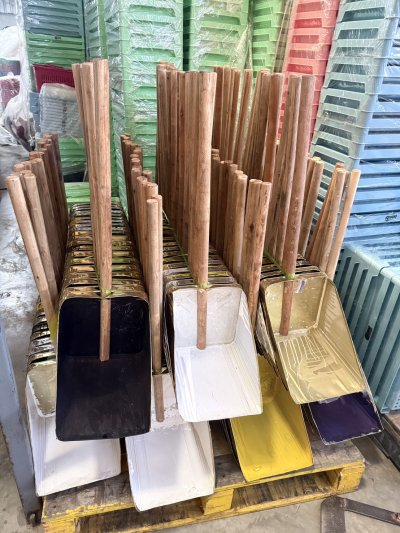 โกยผงปี๊บด้ามกลม