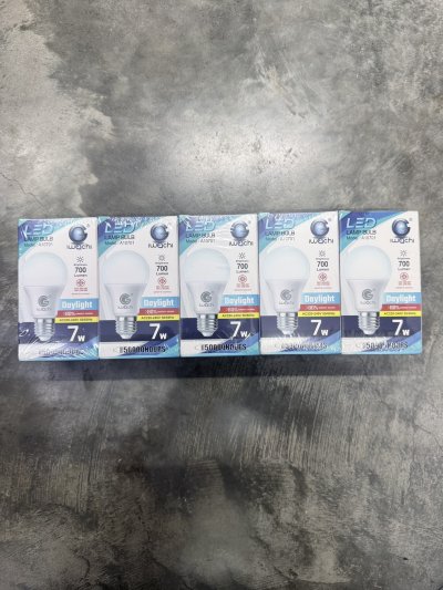 IBB01041#หลอดปิงปอง IWC BULB A10701 7W WH 5 ชิ้น /แพ็ค   ราคา 20บาท