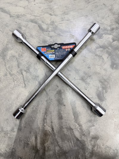 DS15106#ประแจกากบาท