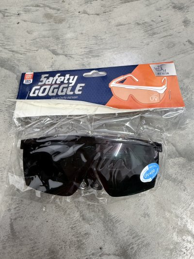 DS16351#แว่นตานิรภัยสีเทาขอบเหลี่ยม