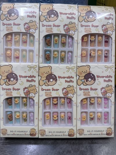 7199,720#ชุดแต่งเล็บ คละลาย 12 ชิ้น /โหล ราคา 15 บาท