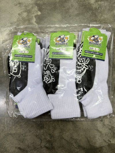 B-73005M#ถุงเท้านักเรียนพื้นดำกันลื่น5-7 12 ชิ้น /แพ็ค ราคา 15 บาท