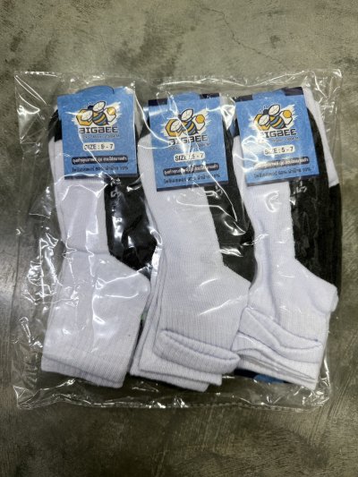 B-73004M#ถุงเท้านักเรียนพื้นดำ5-7 12 ชิ้น /แพ็ค ราคา 10 บาท