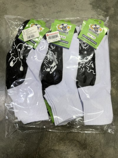 B-73005XL#ถุงเท้านักเรียนพื้นดำกันลื่น9-12 12 ชิ้น /แพ็ค ราคา 15 บาท