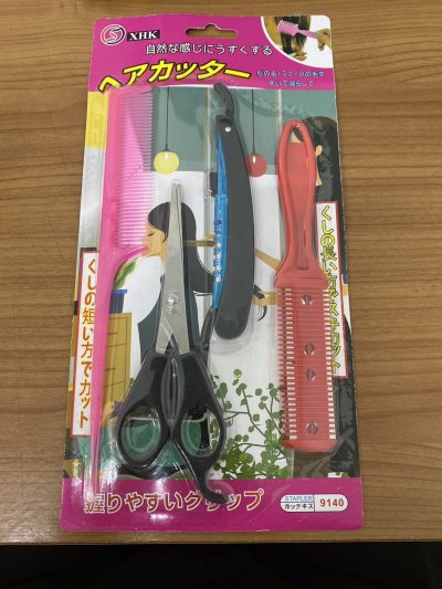 12660-4#ชุดหวีซอย 12ชิ้น/แพ็ค ราคา20บาท