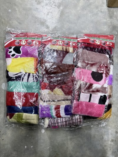 J2025-56#ผ้าเช็ดมือ 3D การ์ตูน 12 ชิ้น /โหล ราคา 20 บาท