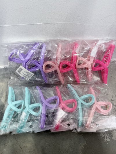 81551#กิ๊บ 12 ชิ้น /โหล ราคา 12 บาท