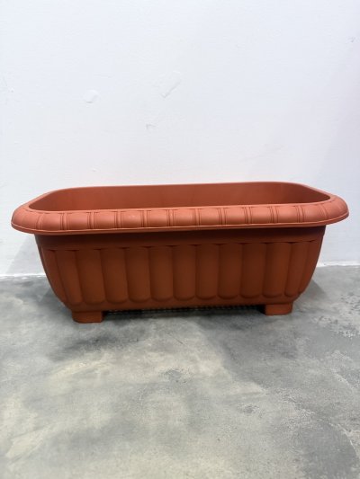 16-164#กระถางยาว สีอิฐ 12 ชิ้น /โหล ราคา 25 บาท