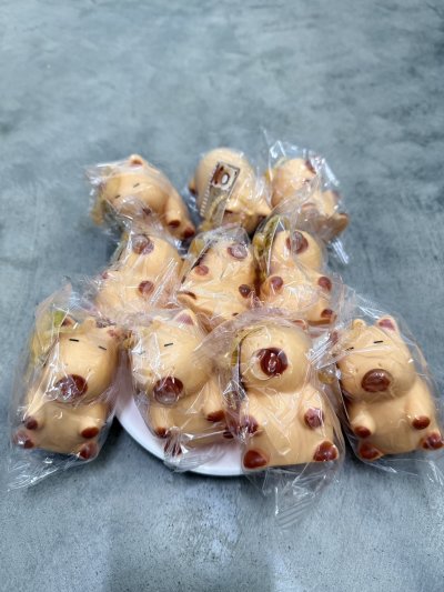 ZJ-40417#มือบีบคาปิบาร่า 12 ชิ้น /โหล ราคา10 บาท