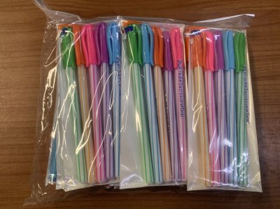 ปากกาน้ำเงิน DF-06 บรรจุ12ชิ้น/แพ็ค ราคา20บาท/ชิ้น