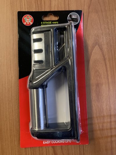 A042-138#ลับมีดอย่างดี 12ชิ้น/แพ็ค ราคา79บาท