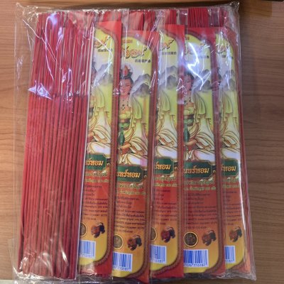 ธูปสีมงคล สีแดง 100g