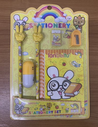 A197-05 ชุดดินสอ +ยางลบแผงเกาหลี บรรจุ12ชิ้น/แพ็ค ราคา20บาท/ชิ้น