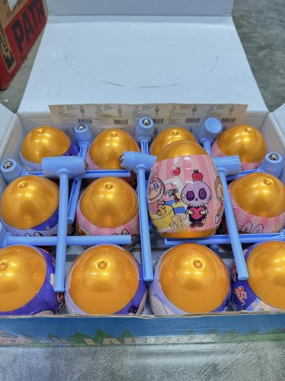 69134#ไข่เซอร์ไพร์ส+ค้อน 12ชิ้น / โหล ราคา 20 บาท