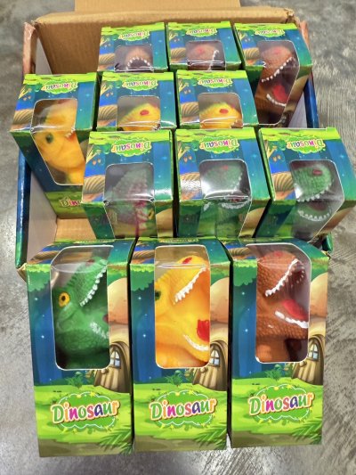 41381#ไดโนเสาร์มือบีบทราย 12ชิ้น / โหล ราคา 20 บาท