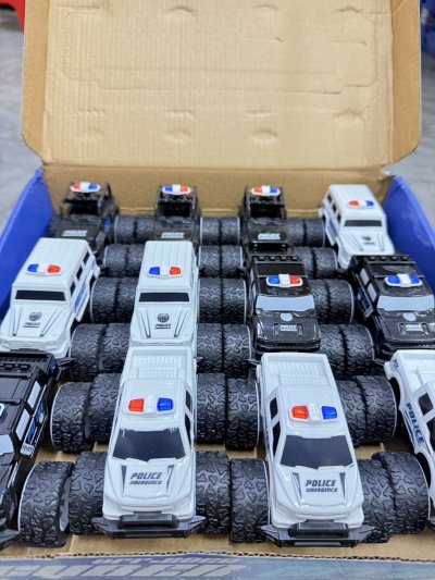 66162#รถ 12แพ็ค/ โหล ราคา 20 บาท