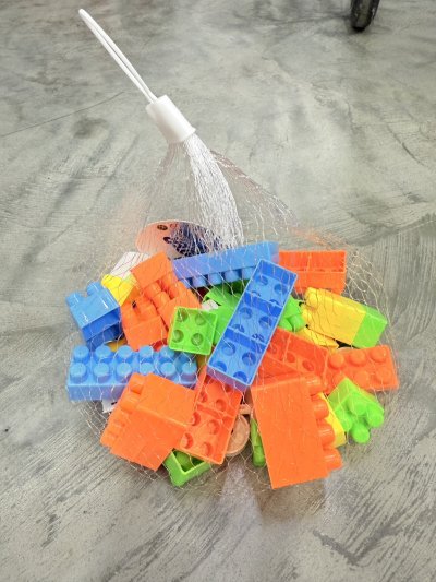 61839#บล๊อคตัวต่อ12ชิ้น/ โหล ราคา 25 บาท