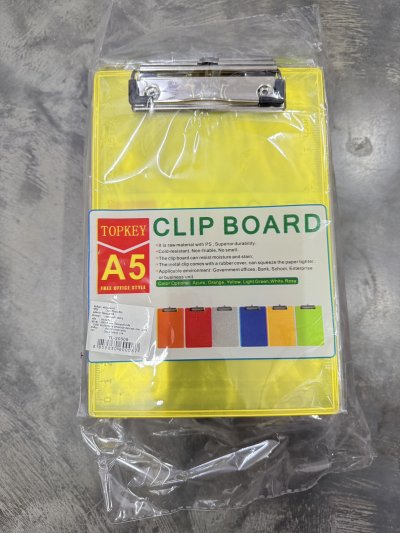 20008#คลิปบอร์ด A5 (พลาสติก) 12ชิ้น/ โหล ราคา 20 บาท