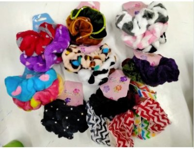 ยางรัดผมคละลาย./ปุณยธน บรรจุ12ชิ้น/แพ็ค ราคา20บาท/ชิ้น