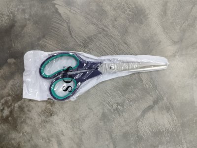 9876-4#กรรไกร8.5 บรรจุ12ชิ้น/แพ็ค ราคา20บาท/ชิ้น